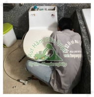 Cách xử lý bồn cầu bị rò rỉ nước đơn giản
