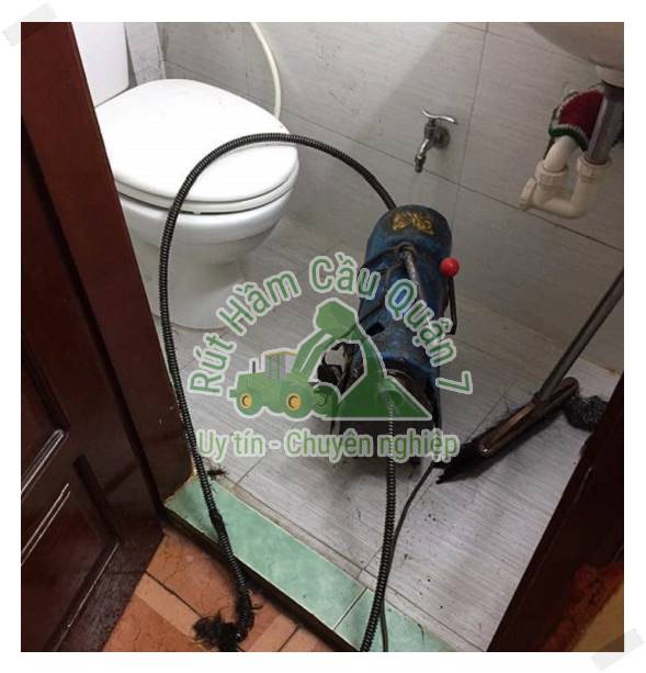 Sử dụng m&aacute;y h&uacute;t đa năng để xử l&yacute; vấn đề